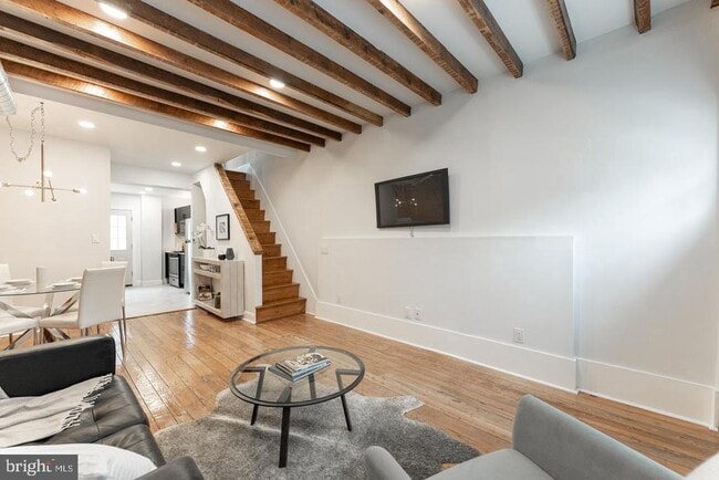 Foto del edificio - 1906 N Lawrence St