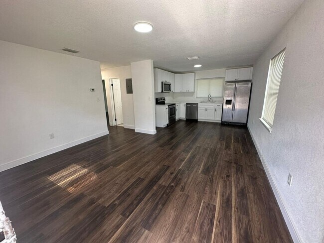 Foto del edificio - 2114 Mara Ct