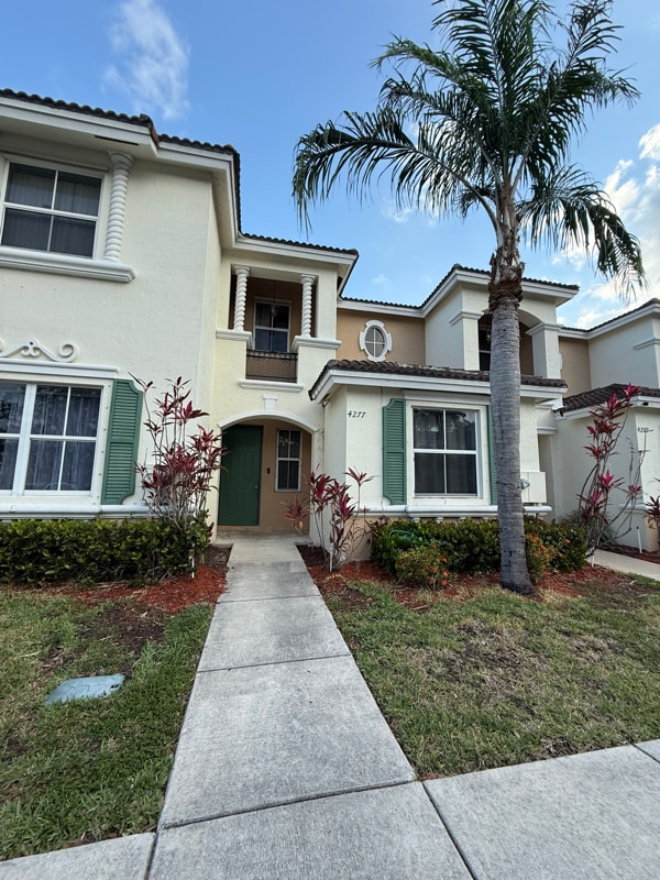 Foto del edificio - 4277 NE 10th Ct