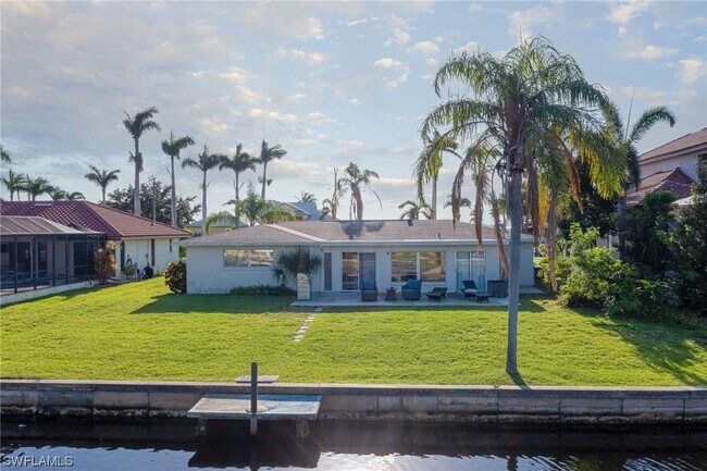 Foto del edificio - 5638 Riverside Dr