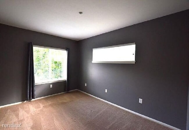 Building Photo - 2 br, 2 bath Townhome - 730 S Mickley Ave