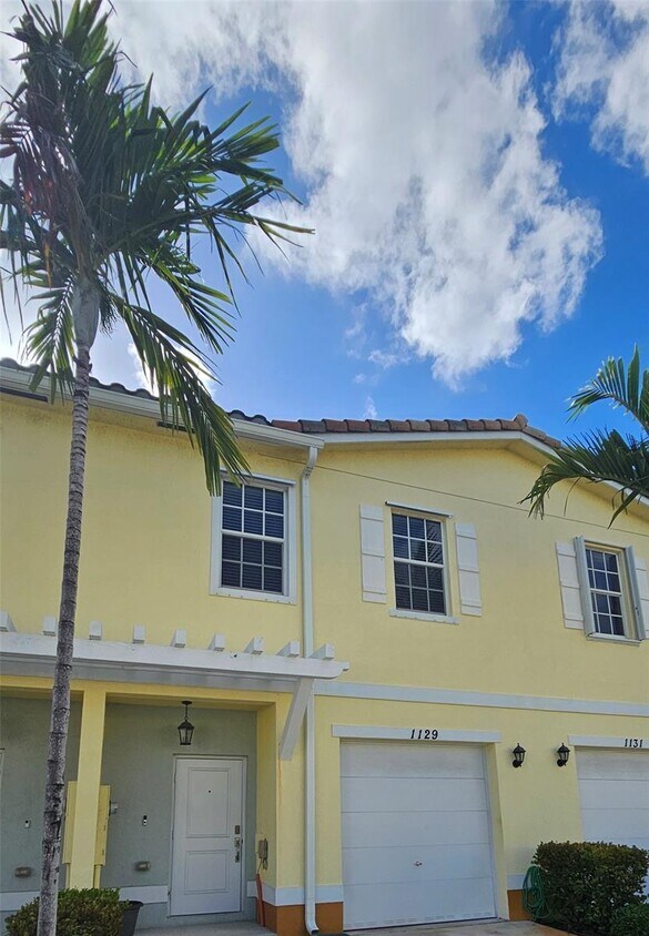 Foto principal - 1129 NW 41st Ln