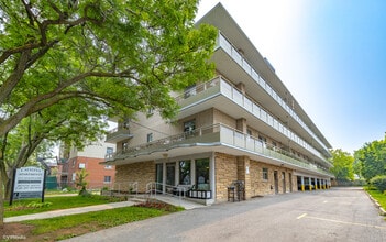 Building Photo - 11 Catalina Dr