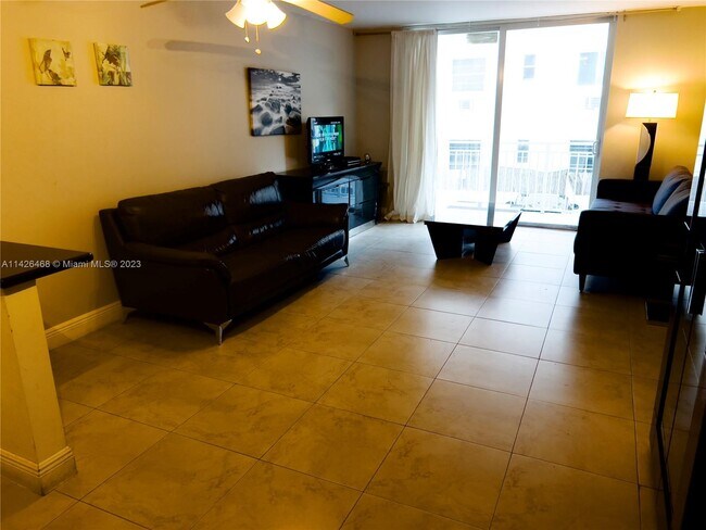Foto del edificio - 345 Ocean Dr