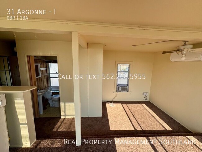 Building Photo - Studio Apartment for Rent in Belmont Shore...