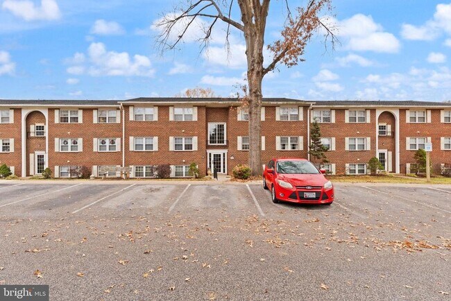 Foto del edificio - 206 Crocker Dr