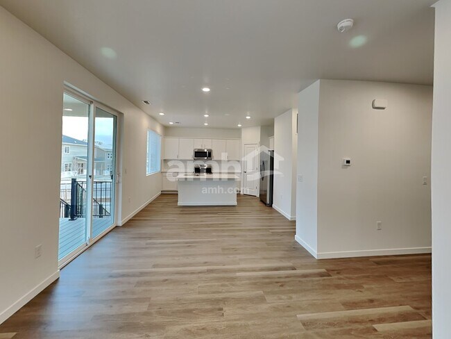 Foto del edificio - 6620 S Newbern St