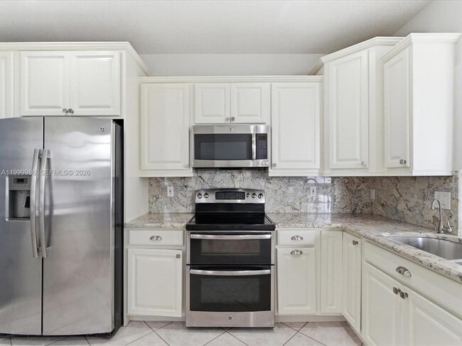 Foto del edificio - 3776 San Simeon Cir