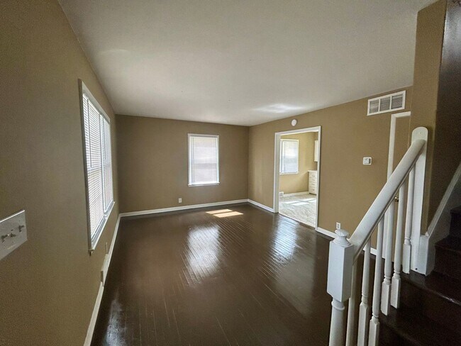Foto del edificio - 1116/1118 N Union St Duplex