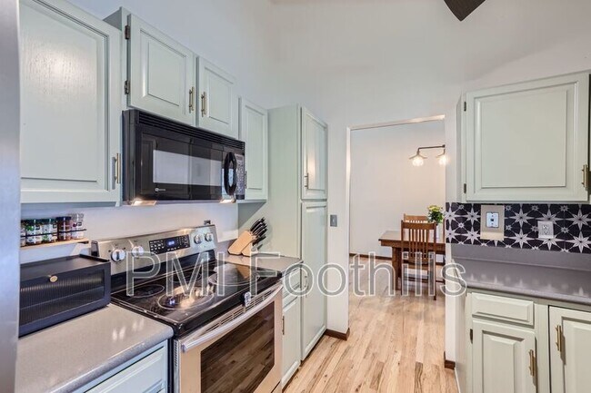 Foto del edificio - 17795 W 59th Dr