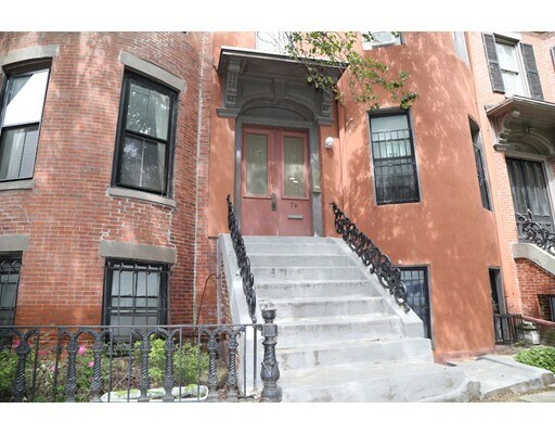 Building Photo - 76 E Brookline St