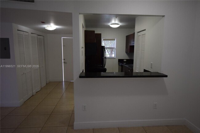Building Photo - 4137 Stirling Rd