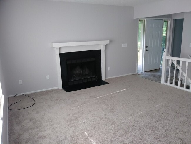 Building Photo - At Last This Is What You've Been Searching For, Updated 2 bdrm 1 bath Condo