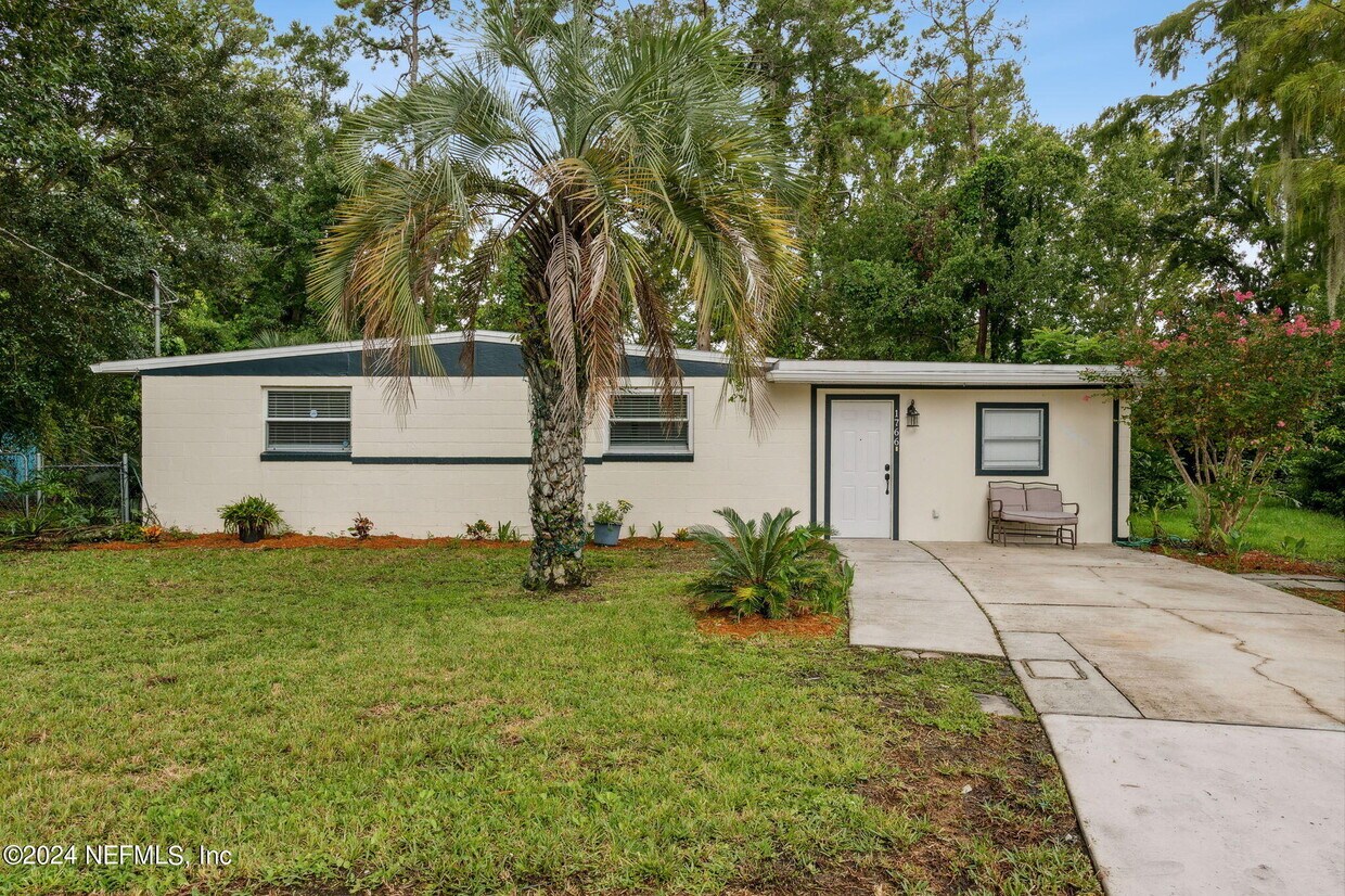 Foto principal - 1766 Brookview Dr S