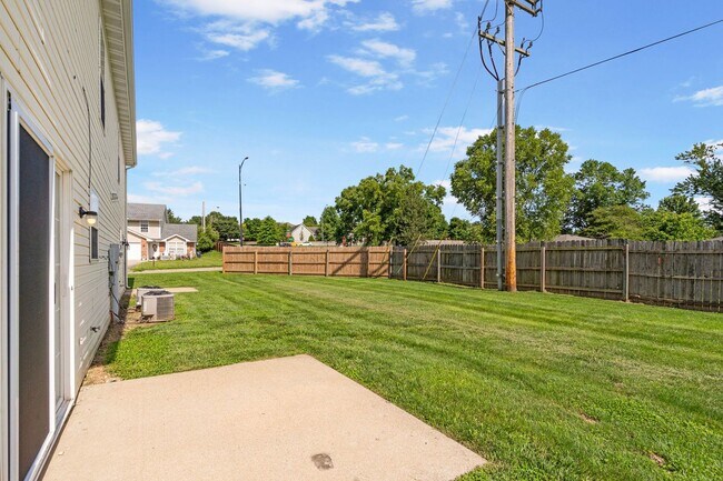 Building Photo - 4302-4304 Cheryl Ct.