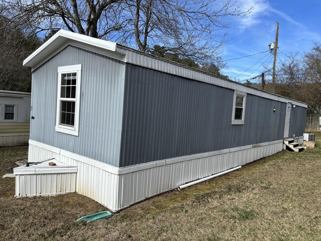 Building Photo - 26 Willow Ct