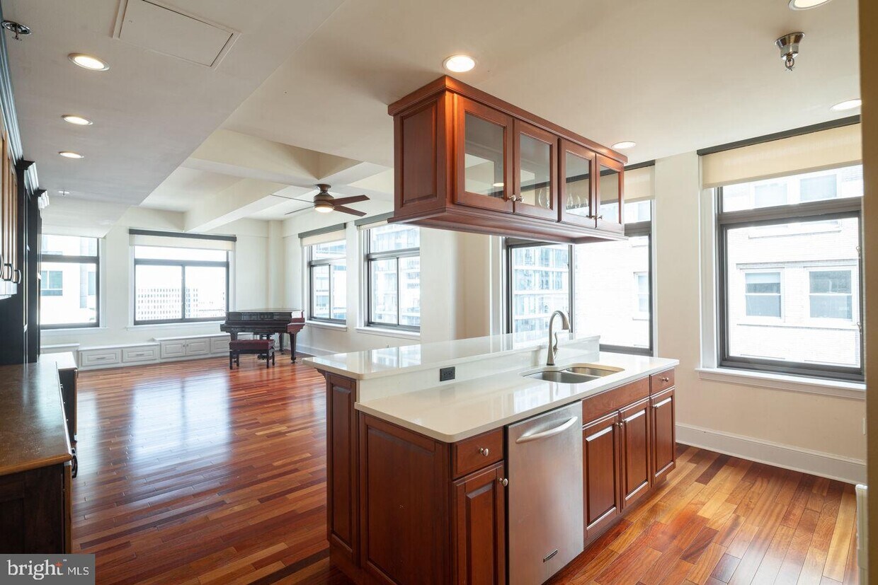 Foto principal - 1500 Chestnut St
