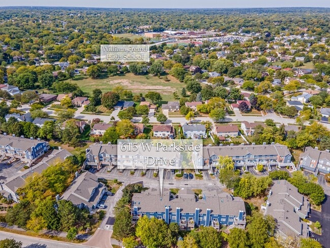 Building Photo - 615 W Parkside Dr
