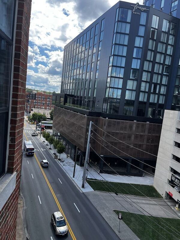 Foto del edificio - 1803 Broadway