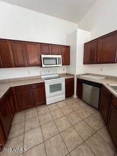 Foto del edificio - 1637 E Ash Ave