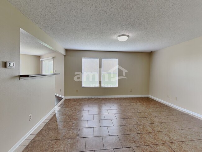 Foto del edificio - 2170 Bridlewood Dr