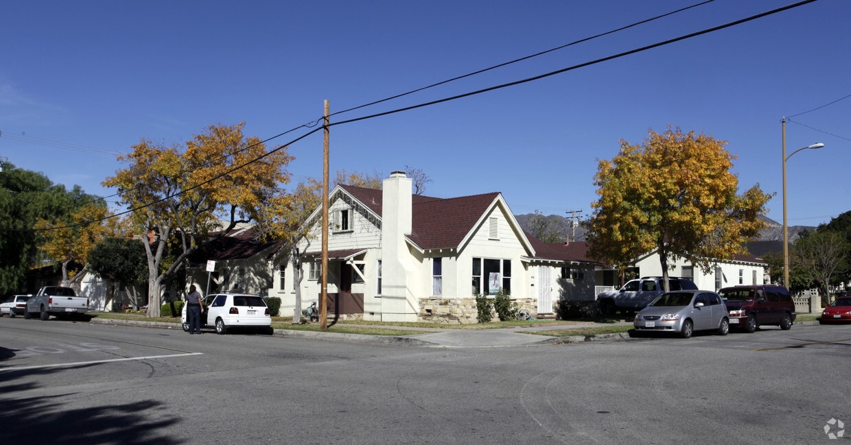 Building Photo - 201-209 N Hagar St