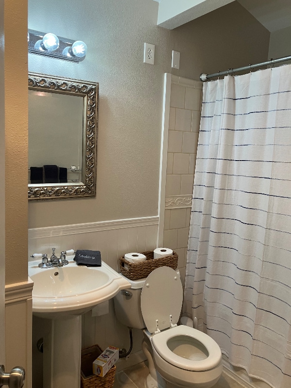 Building Photo - 5515 N Syracuse St