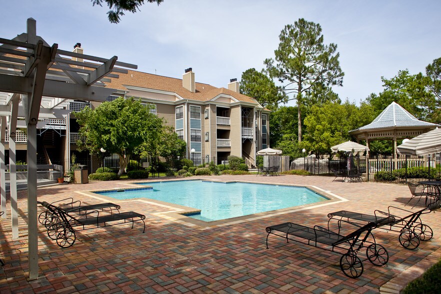 Woodlake Apartments Rentals Kenner, LA