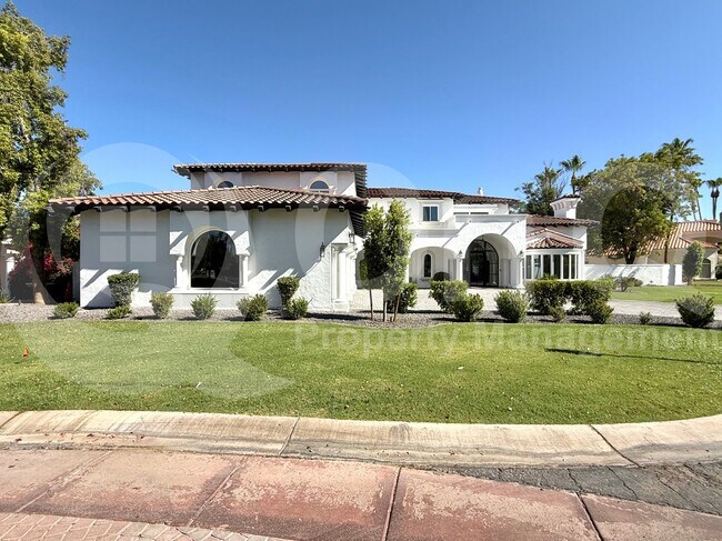 Foto del edificio - 1523 E Treasure Cove Dr