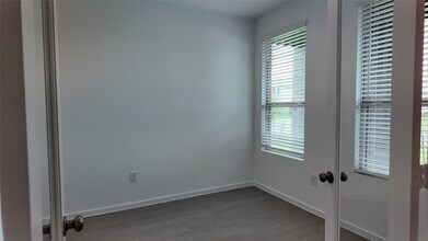 Building Photo - 15027 Rustic Moon Rd