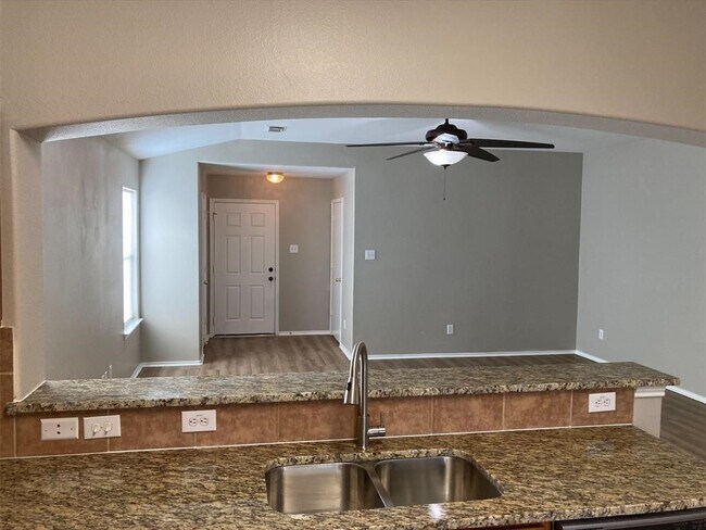 Foto del edificio - 14139 Concord Meadow Ln