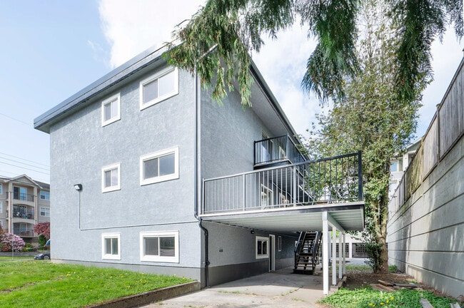 Building Photo - 9250 Edward St