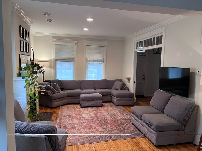 Foto del edificio - 504 N Loudoun St