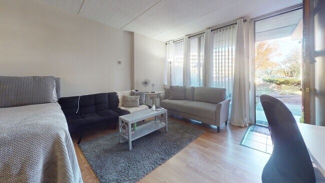 Foto del edificio - 200 Swanton St