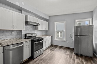 Building Photo - 26 Alpine Pl