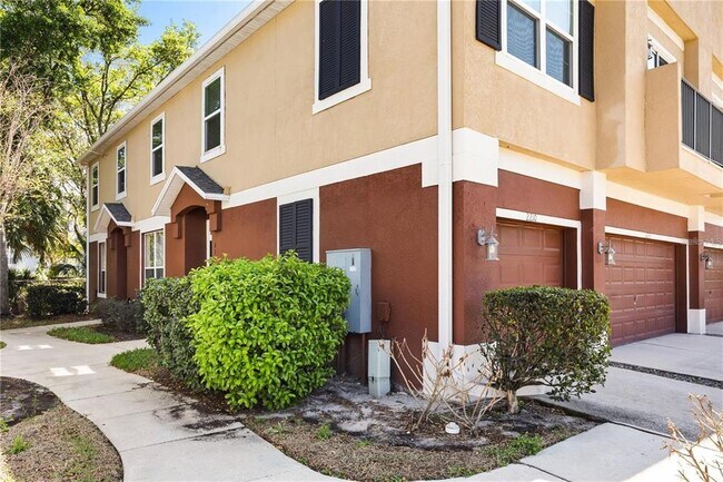 Foto del edificio - 2210 San Jacinto Cir