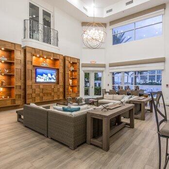 Foto del edificio - 3225 NE 184th St