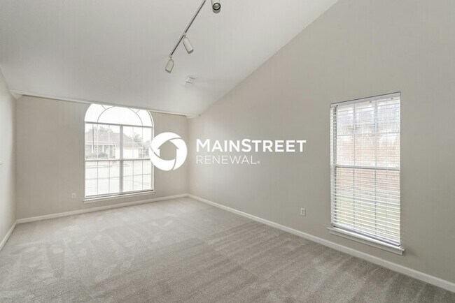 Foto del edificio - 4 Bedroom Pet-Friendly Home in MEMPHIS, TN with Main Street Renewal