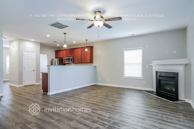 Building Photo - 1309 Hosmer Ct