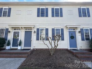Building Photo - 5619 Fetzer Ave NW