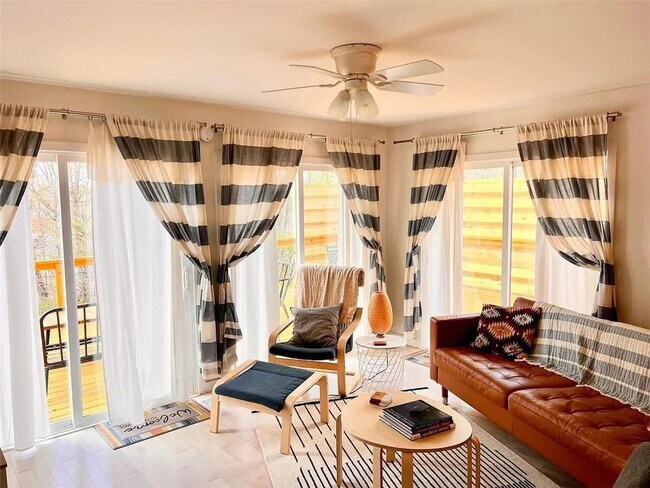 Foto del edificio - 4 Ulverston Dr