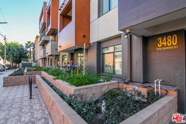 Building Photo - 3480 San Marino St