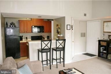 Building Photo - 12165 Penderview Terrace