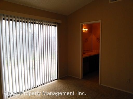 Building Photo - 913 Orangewood St