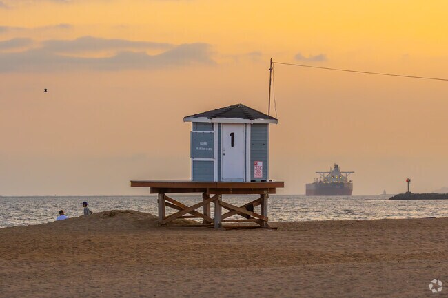 Known for its wide sandy shore, Seal Beach is a beautiful city on the Pacific Ocean.