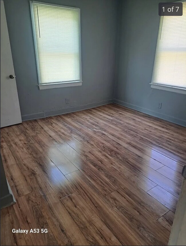 Building Photo - 2300 Augusta St