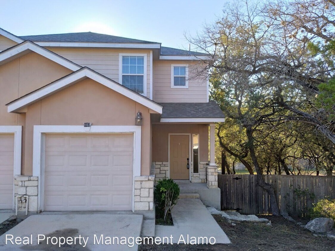 Primary Photo - 3 br, 2.5 bath House - 7418 Moss Brook #102