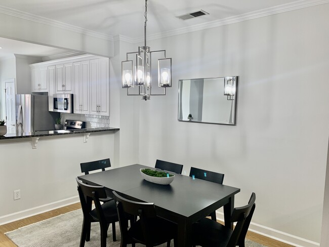 Dining Room - 4848 S Hill View Dr