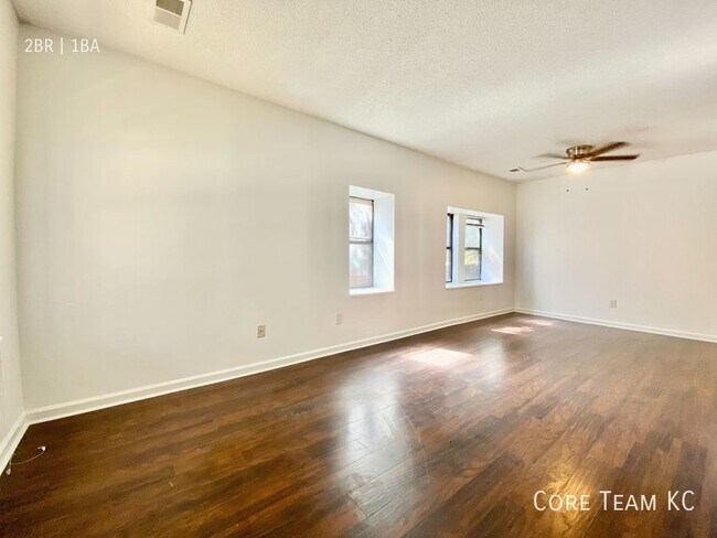Building Photo - Harrison Village 2 Bed For Rent