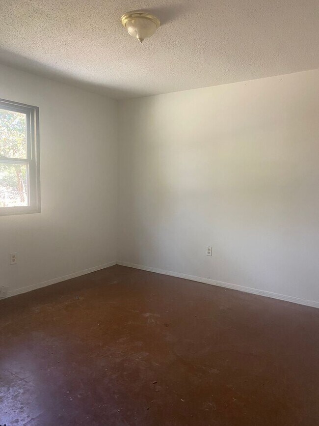 Foto del edificio - LIMITED TIME**NO APPLICATION FEE**1/2 OFF ...